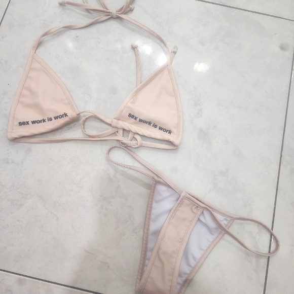 Exotic dance bikini - Picture 2 of 2